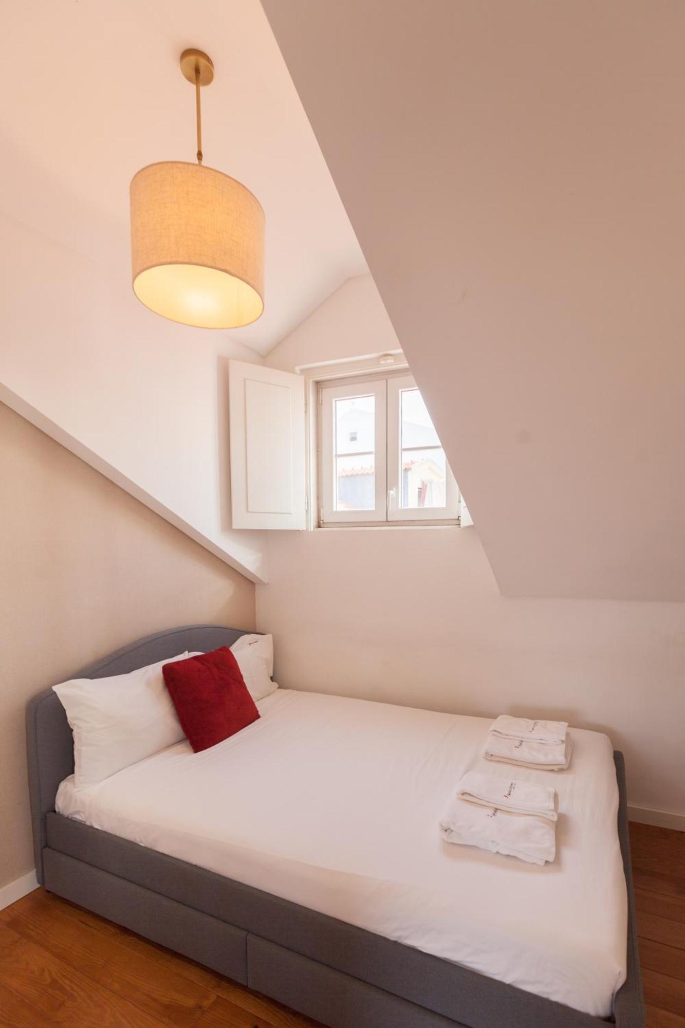 リスボンFlh Portas Do Sol Duplex With Terraceアパートメント エクステリア 写真